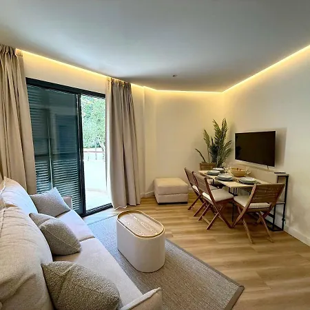 아파트 Luxury One Bed & Pool *