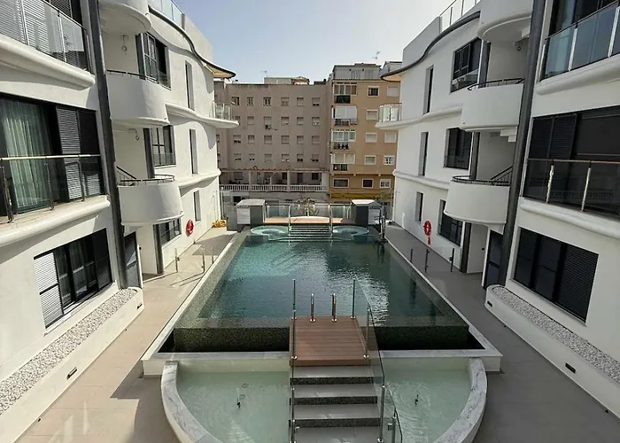 公寓 Luxury One Bed & Pool *